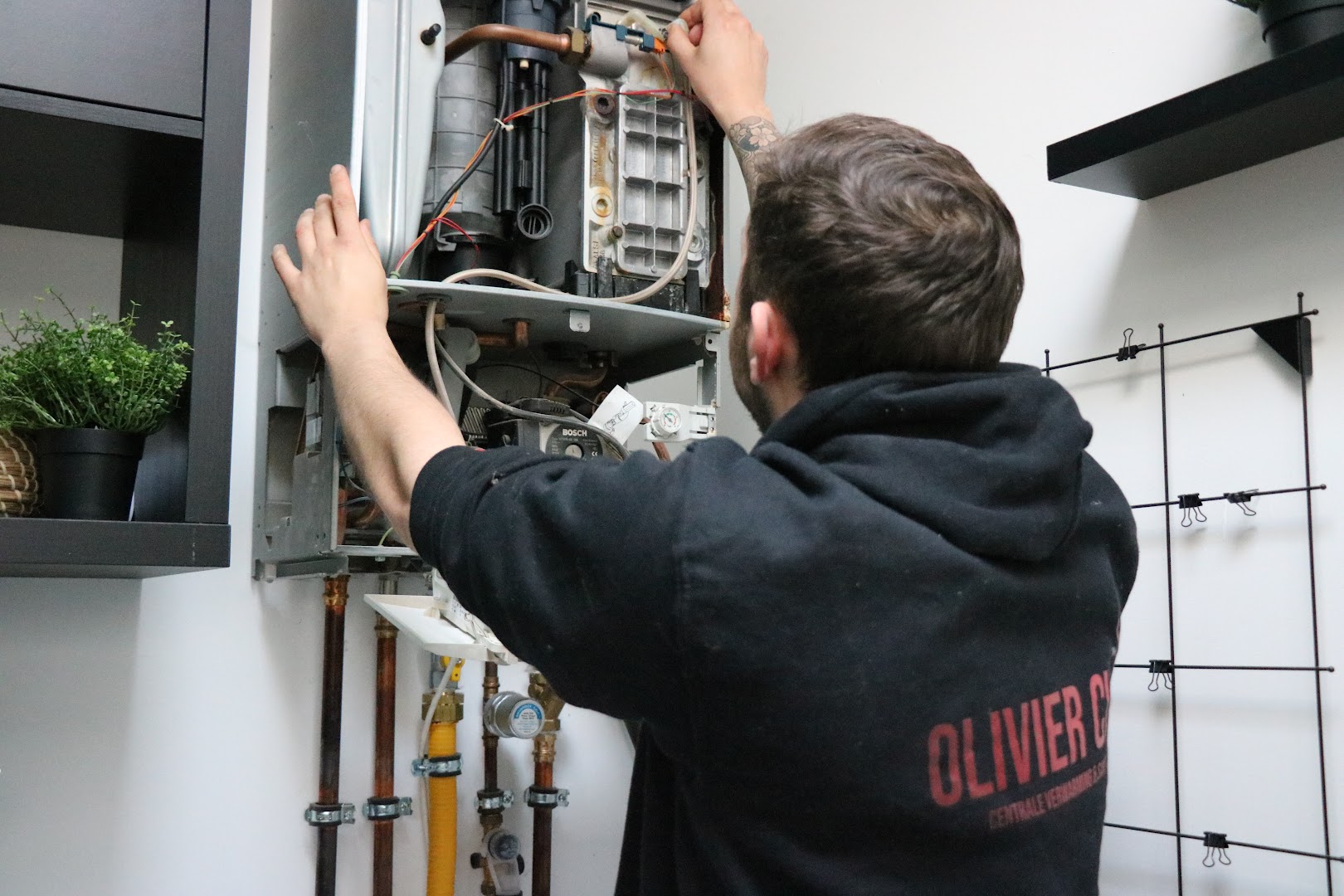 Foto van OLIVIER CV in Zoersel, Verwarmingsinstallateur Foto van OLIVIER CV in Zoersel, Verwarmingsinstallateur