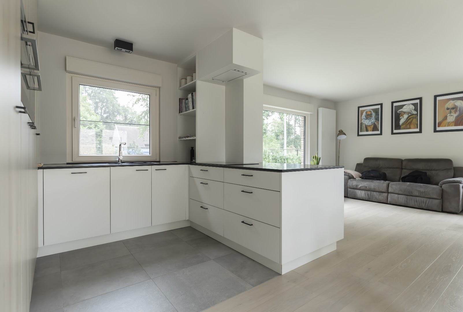 Foto van DEWE interior in Malle, Meubelmakerij (foto 3)