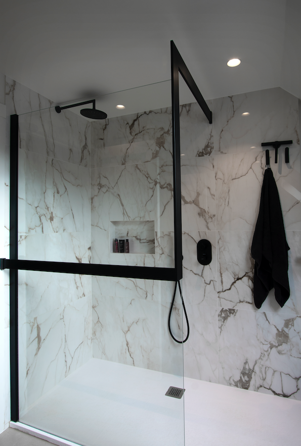 Foto van ID Interieur bv in Oostkamp, Badkamerinstallateur (foto 2)