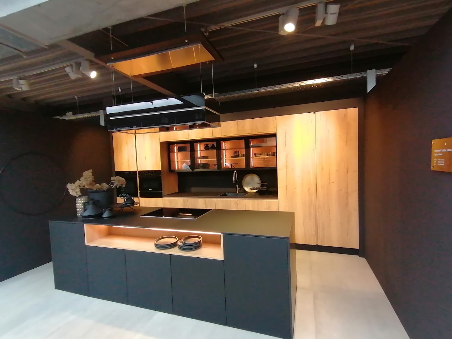 Foto van LBC Totaalprojecten in Tessenderlo-Ham, Keukenvernieuwer