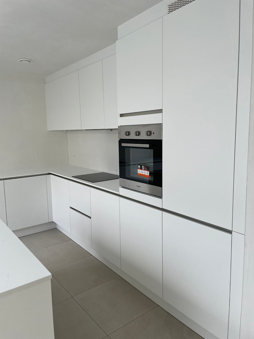 Foto van Kpsystems Totale renovatie / nieuwbouw: Parket , badkamers, binnendeuren in Balen, Bouwbedrijf (foto 2)