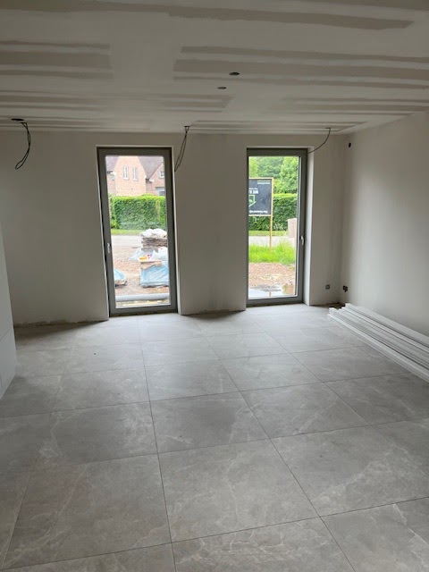 Foto van Kpsystems Totale renovatie / nieuwbouw: Parket , badkamers, binnendeuren in Balen, Bouwbedrijf (foto 3)