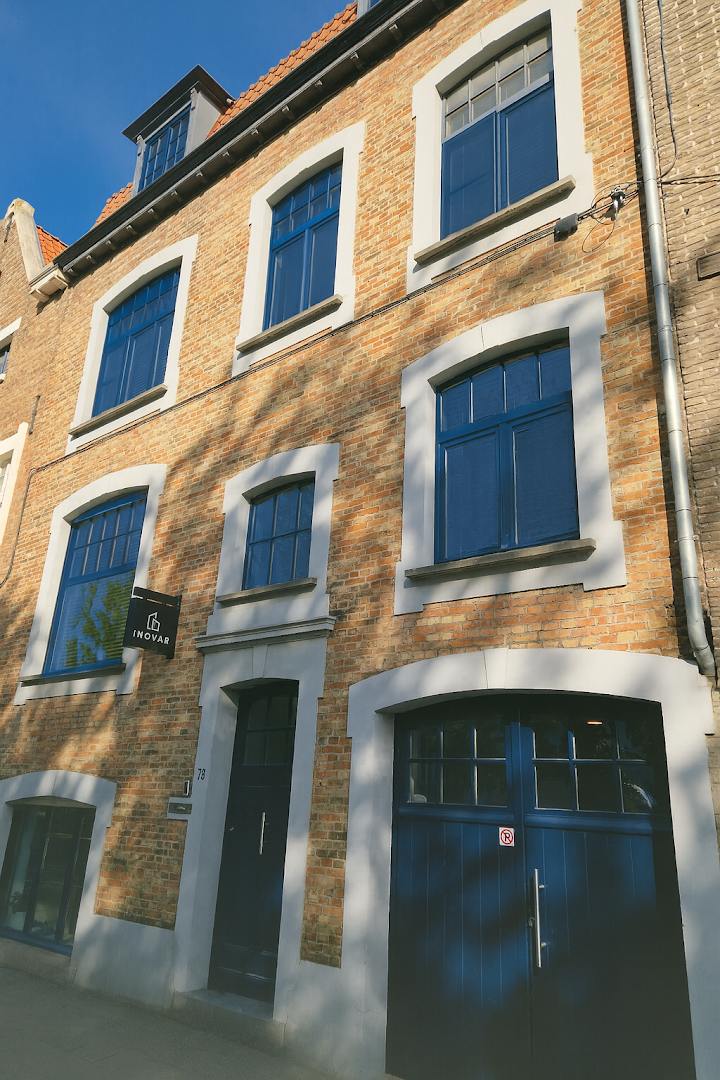 Foto van Inovar | Gevelrenovatie | Decoratieve technieken | ruime regio Brugge in Brugge, Schilder