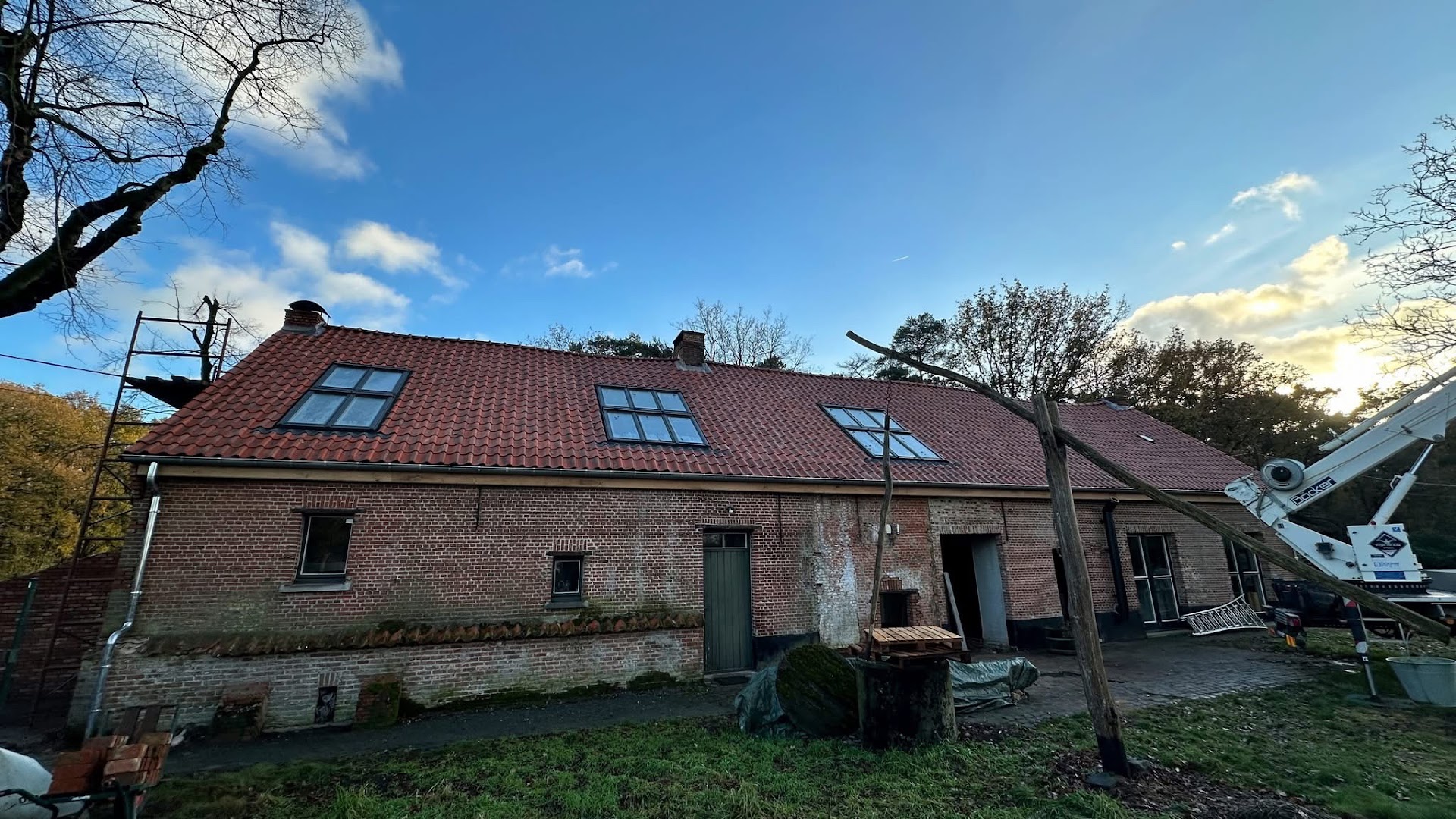Foto van KVL Dakwerken Bv in Vorselaar, Dakdekker Foto van KVL Dakwerken Bv in Vorselaar, Dakdekker