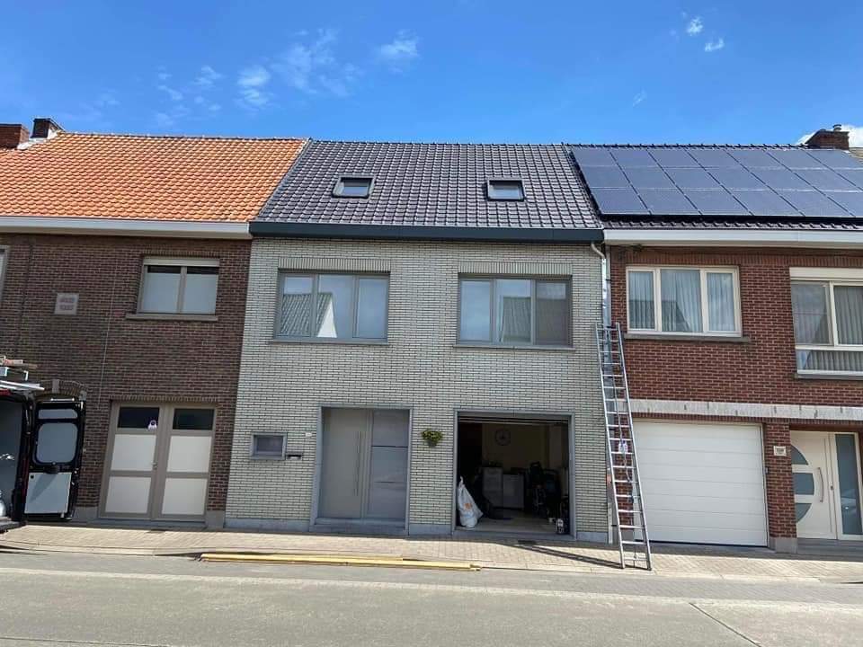 Foto van Algemene dak & verbouwingen Nelis Albert in Zele, Dakdekker (foto 2)