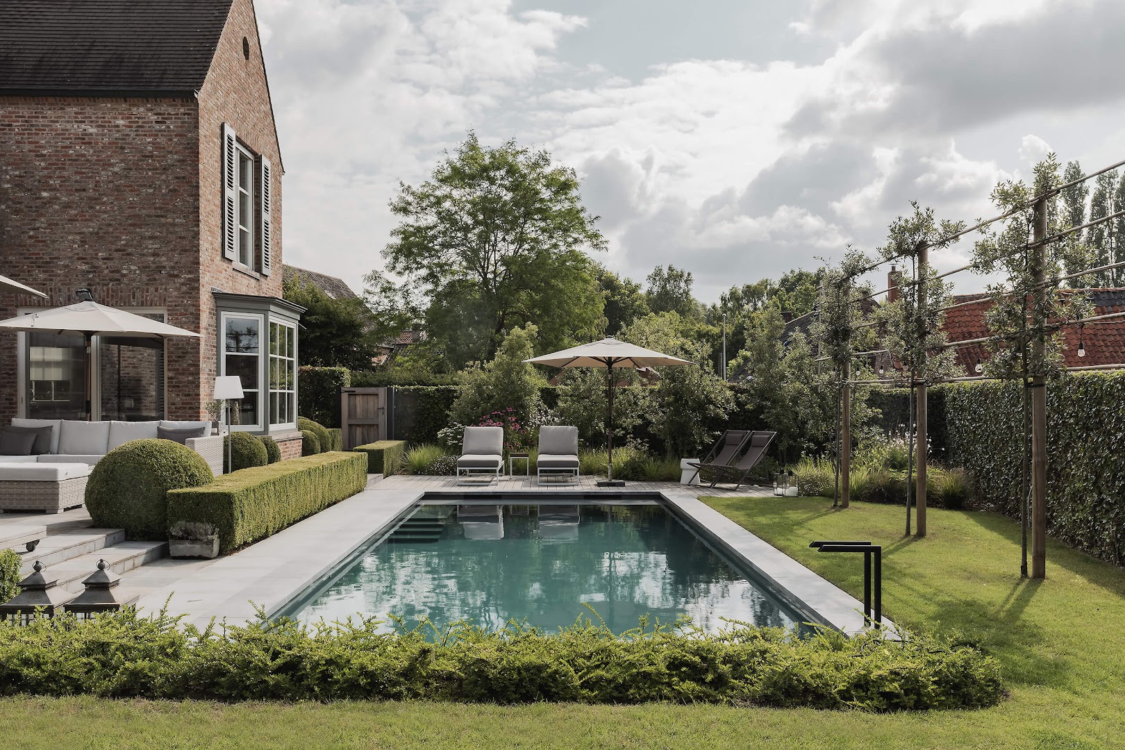 Foto van west-pool in Lendelede, Aannemer voor zwembad (foto 2)