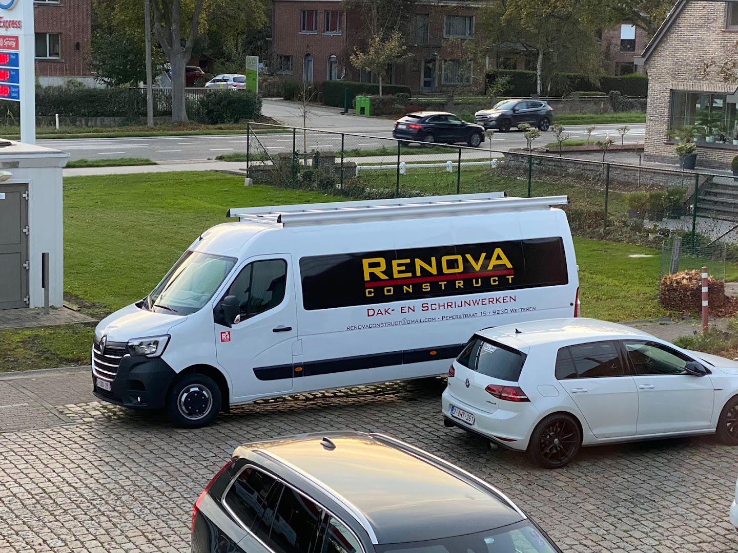 Foto van Renova Construct Bv in Wetteren, Dakdekker