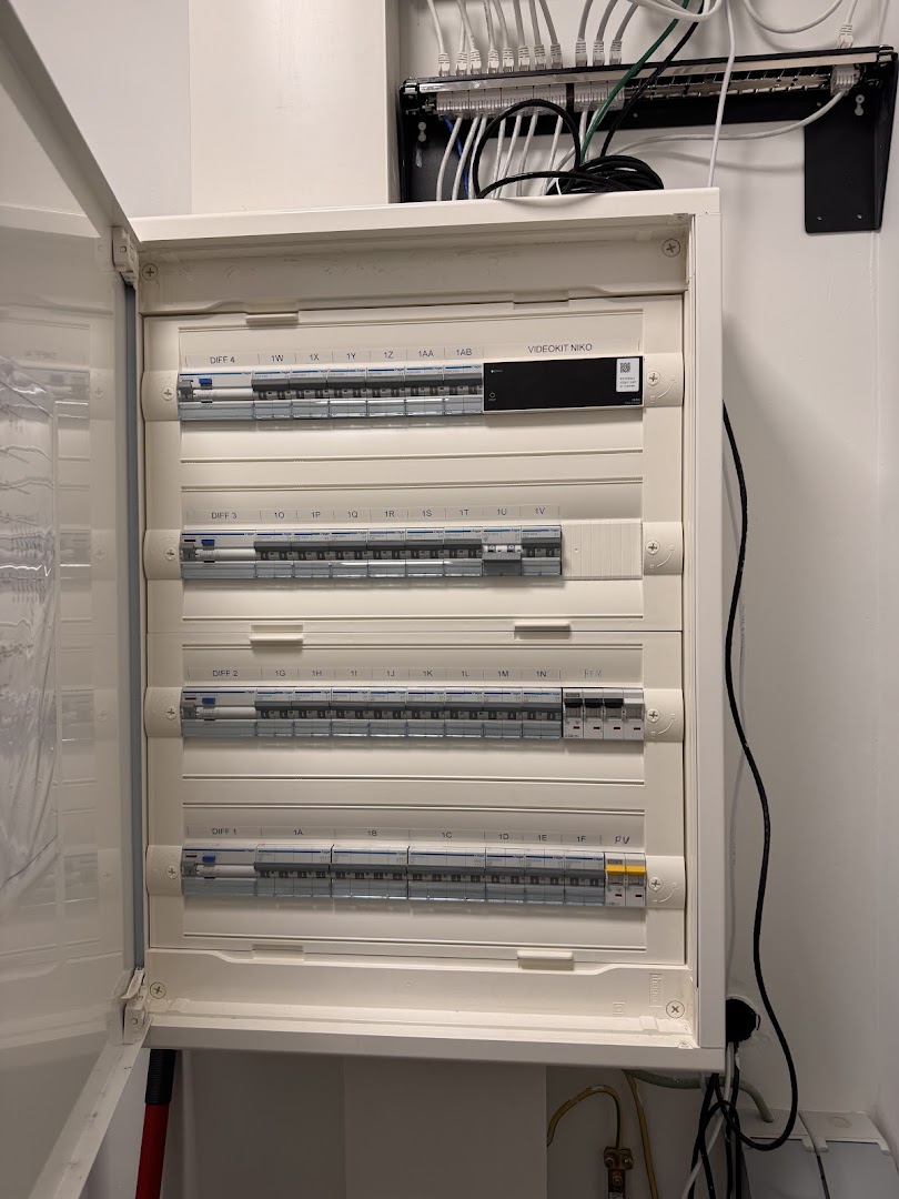 Foto van De Coen Robin BV in Sint-Gillis-Waas, Elektricien (foto 2)