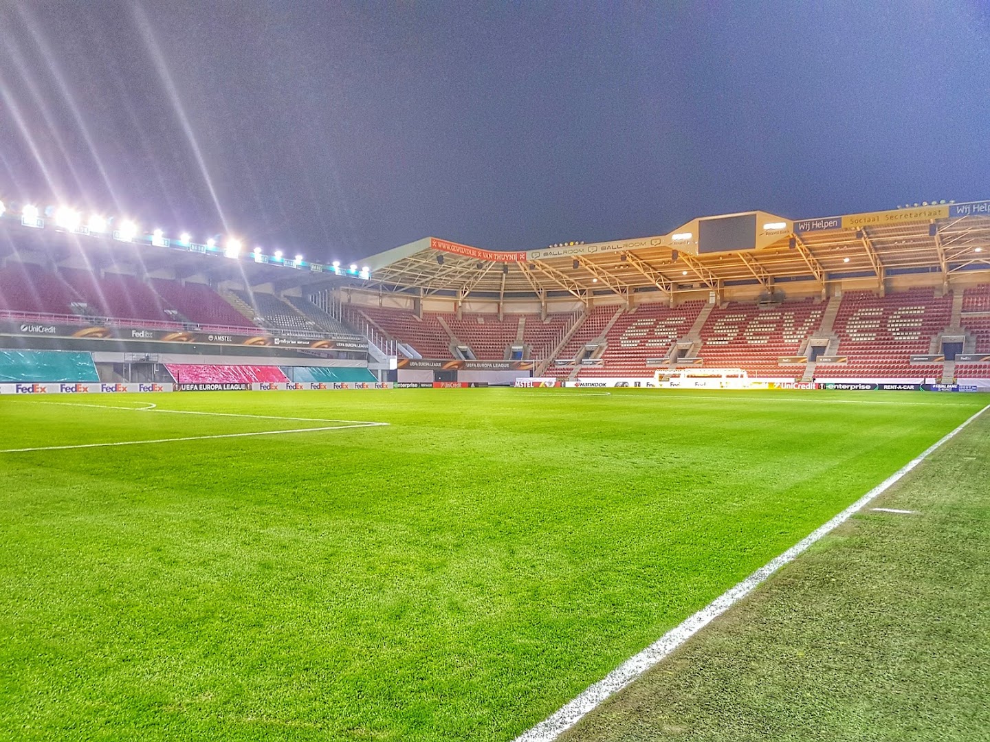 Foto van SV Zulte Waregem in Waregem, Voetbalclub Foto van SV Zulte Waregem in Waregem, Voetbalclub