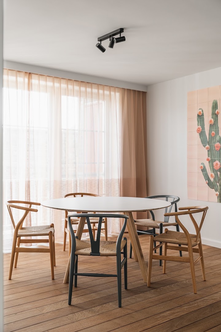 Foto van de Voogt Parket in Brugge, Bouwbedrijf