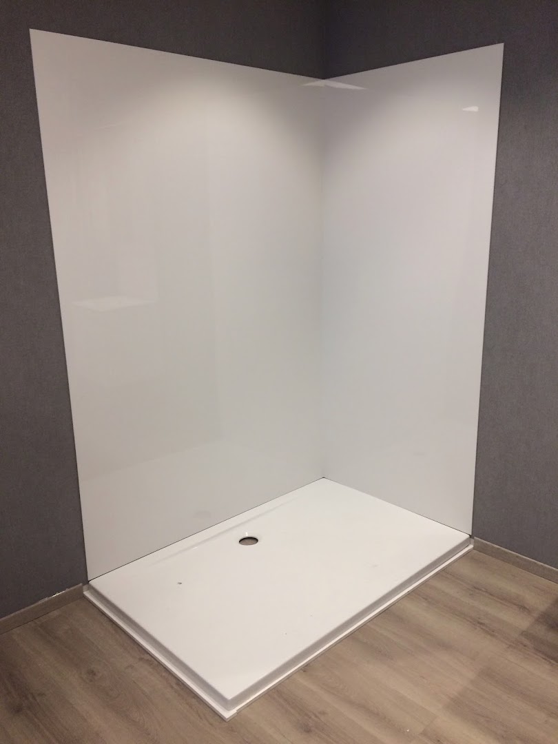 Foto van Dockx Peter - WALLFIX acrylplaten - Badkamerinrichting en renovaties in Diksmuide, Badkamerinstallateur (foto 2)