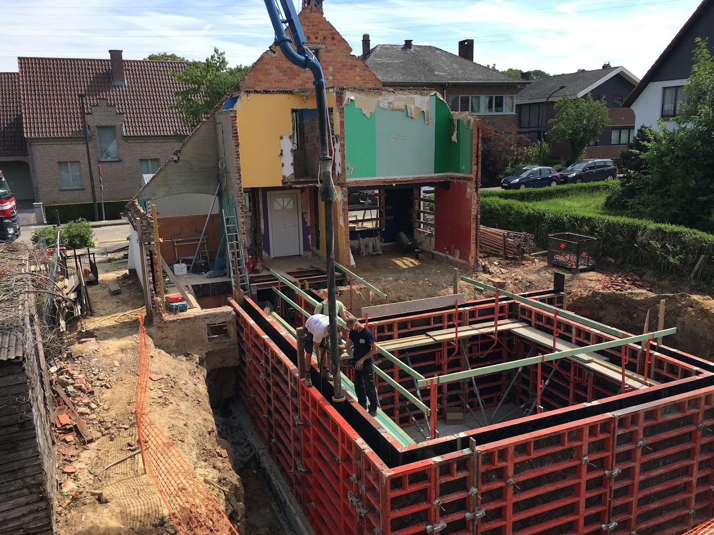 Foto van Dillens Algemene Bouwwerken bvba in Halle, Bouwbedrijf (foto 3)