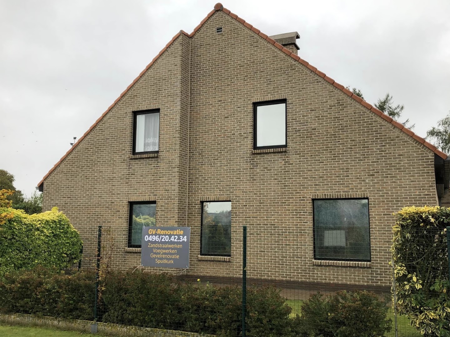 Foto van GV Renovatie in Deerlijk, Aannemer voor gevelbeplating Foto van GV Renovatie in Deerlijk, Aannemer voor gevelbeplating