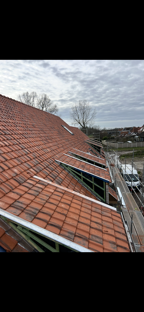 Foto van Dakwerken NH Construct BV in Oostkamp, Dakdekker Foto van Dakwerken NH Construct BV in Oostkamp, Dakdekker