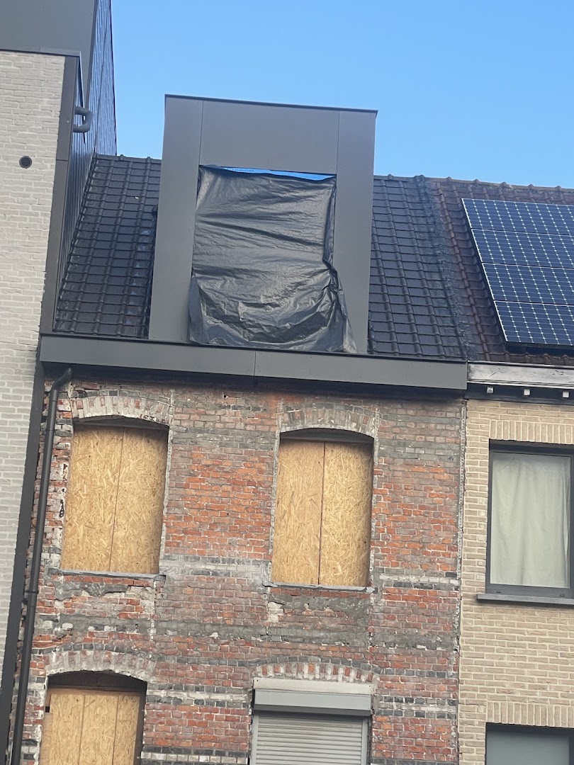 Foto van Ing Belg bv Dakwerken in Zottegem, Dakdekker (foto 2)