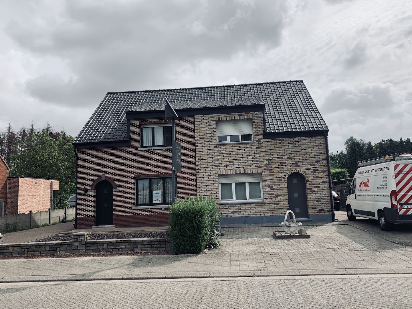 Foto van Ing Belg bv Dakwerken in Zottegem, Dakdekker (foto 3)
