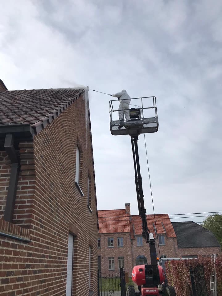Foto van Renoclean Services in Roosdaal, Onderhoudsdienst voor gebouwen Foto van Renoclean Services in Roosdaal, Onderhoudsdienst voor gebouwen