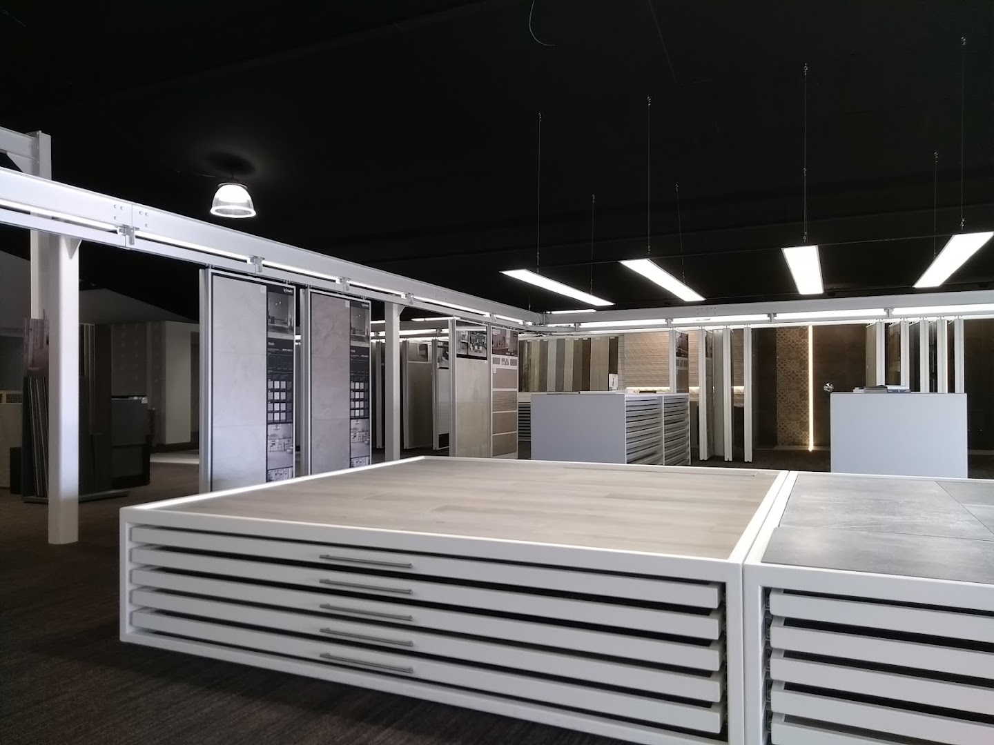 Foto van Vloerdecor in Ardooie, Tegelwinkel (foto 2)