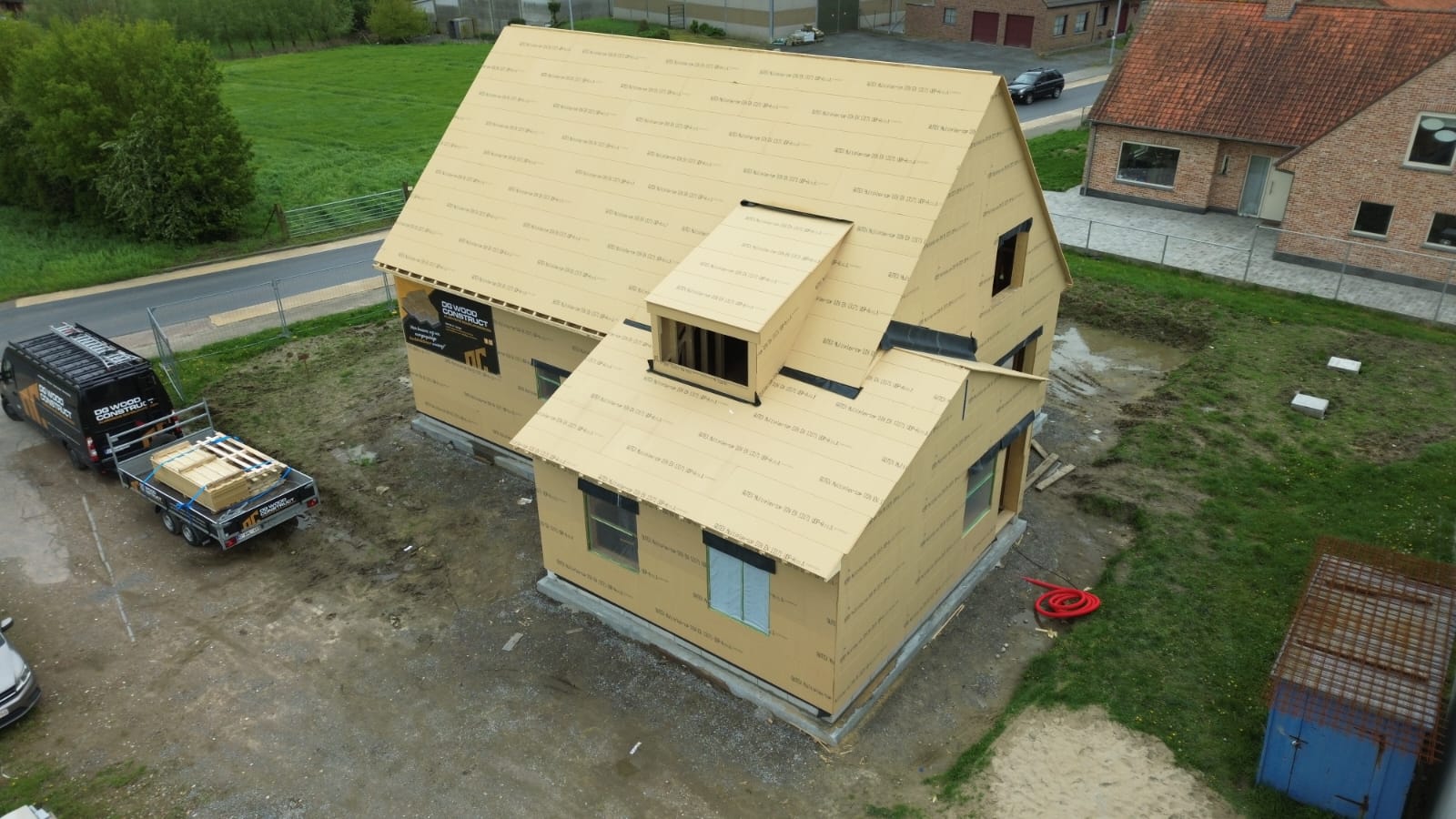 Foto van Schrijnwerken DG Wood Construct in Izegem, Houtbewerker Foto van Schrijnwerken DG Wood Construct in Izegem, Houtbewerker
