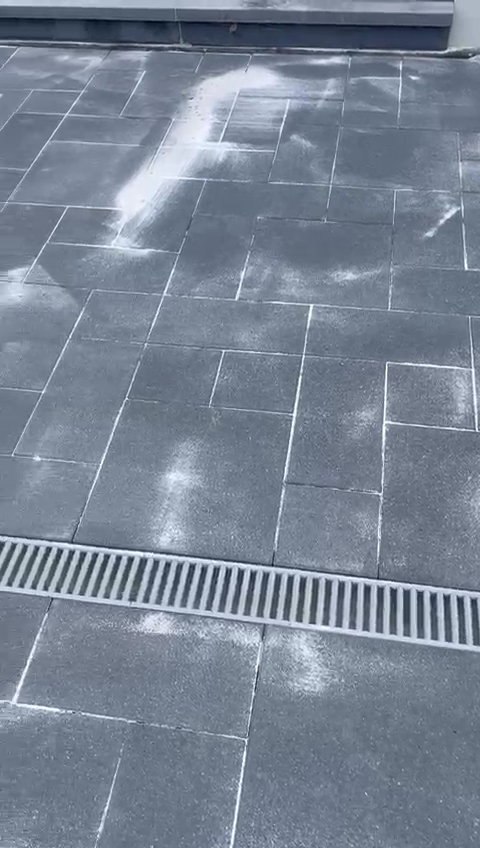 Foto van Tuin- en Tegelwerken De Doncker in Geraardsbergen, Tegelzetter (foto 2)