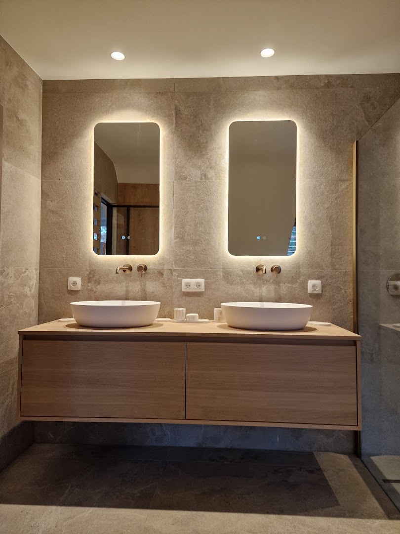 Foto van Edifix Construct BV in Wommelgem, Interieurdecorateur (foto 3)