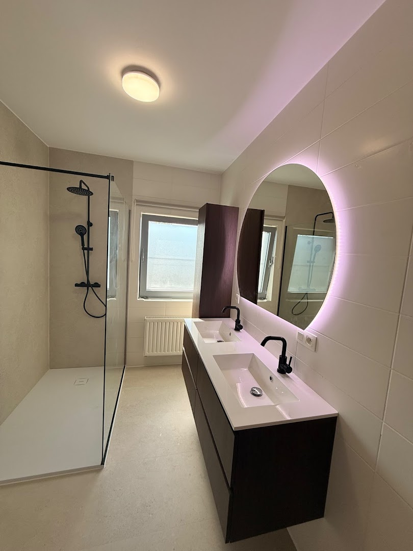 Foto van ayka-bathrooms in Maasmechelen, Badkamerinstallateur Foto van ayka-bathrooms in Maasmechelen, Badkamerinstallateur