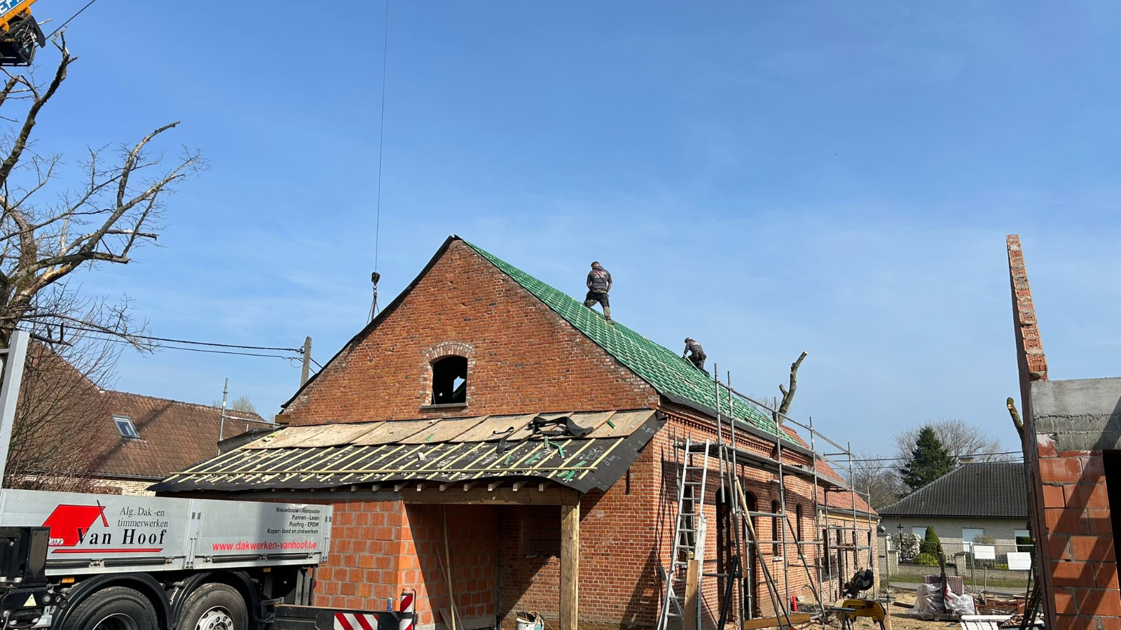 Foto van Dakwerken Dave Van Hoof BV | Dakprojecten in Laakdal, Dakdekker (foto 3)
