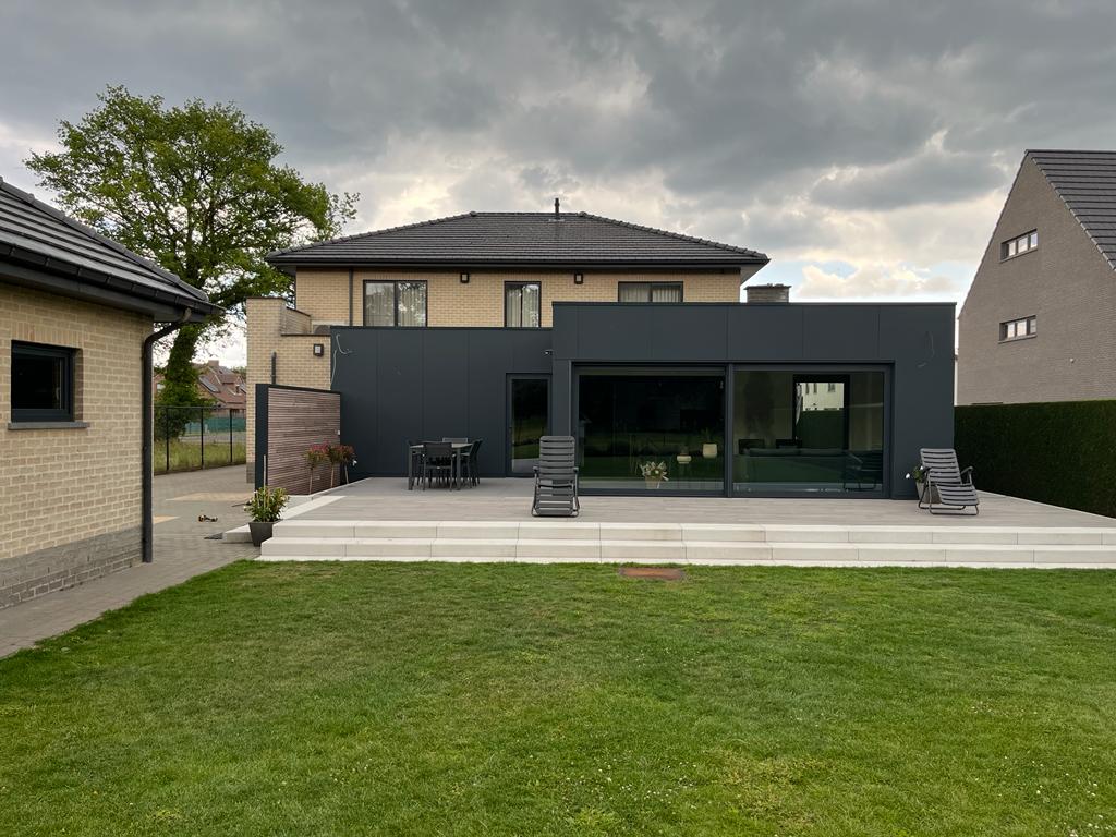 Foto van Bouw, Renovatie en Dakwerken in Beringen, Dakdekker (foto 2)