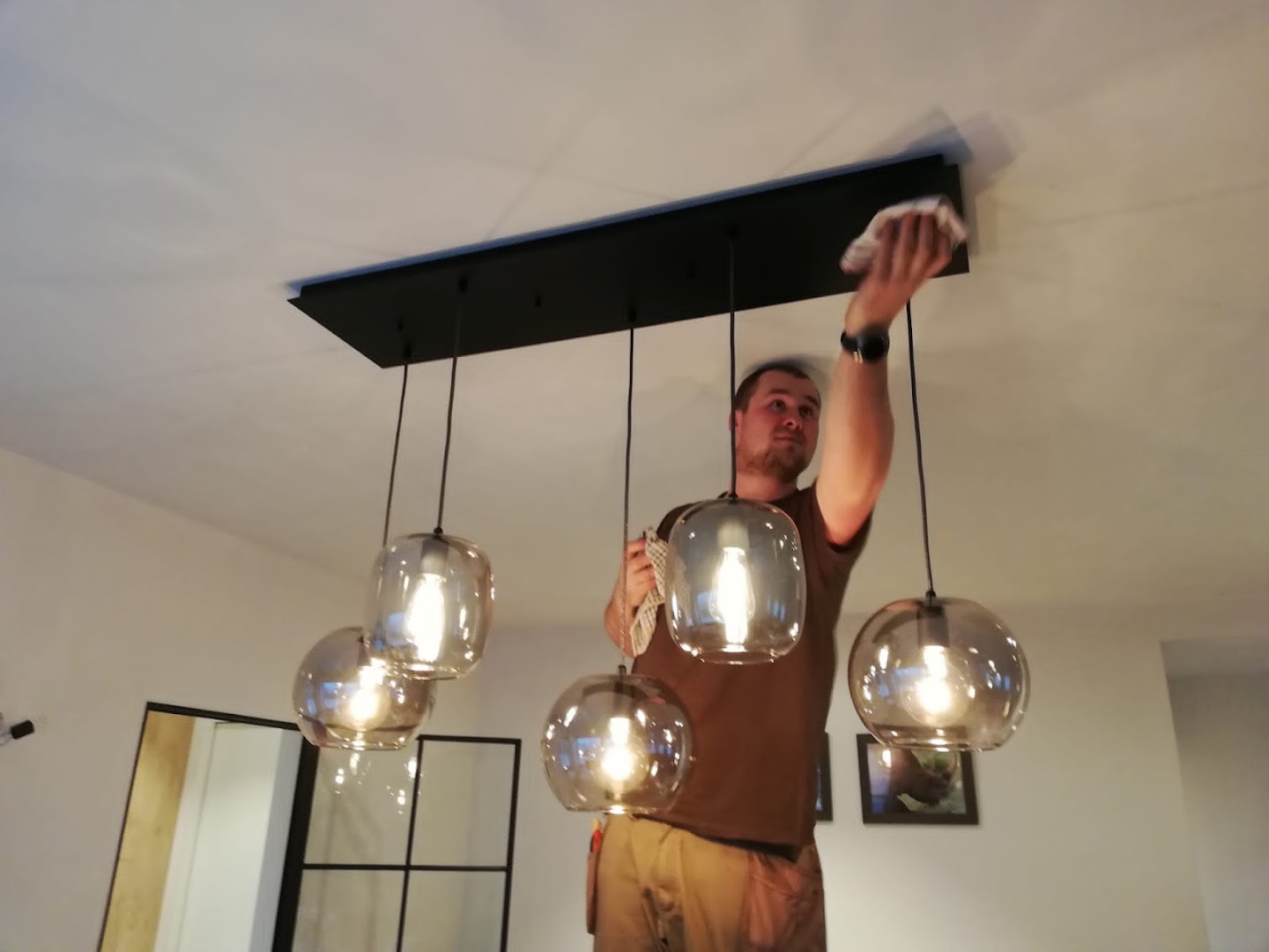 Foto van KVN-Electrics in Schelderode, Elektricien (foto 1)