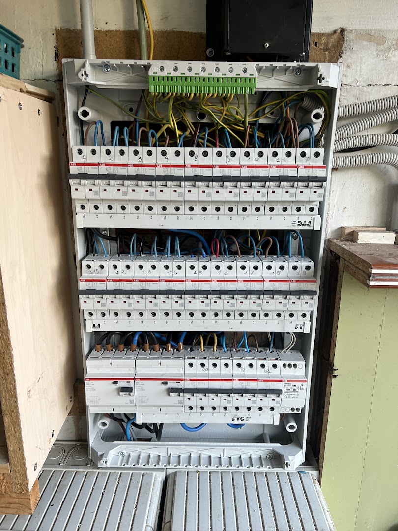 Foto van Yannick Elektriek bv in Lochristi, Elektricien (foto 1)