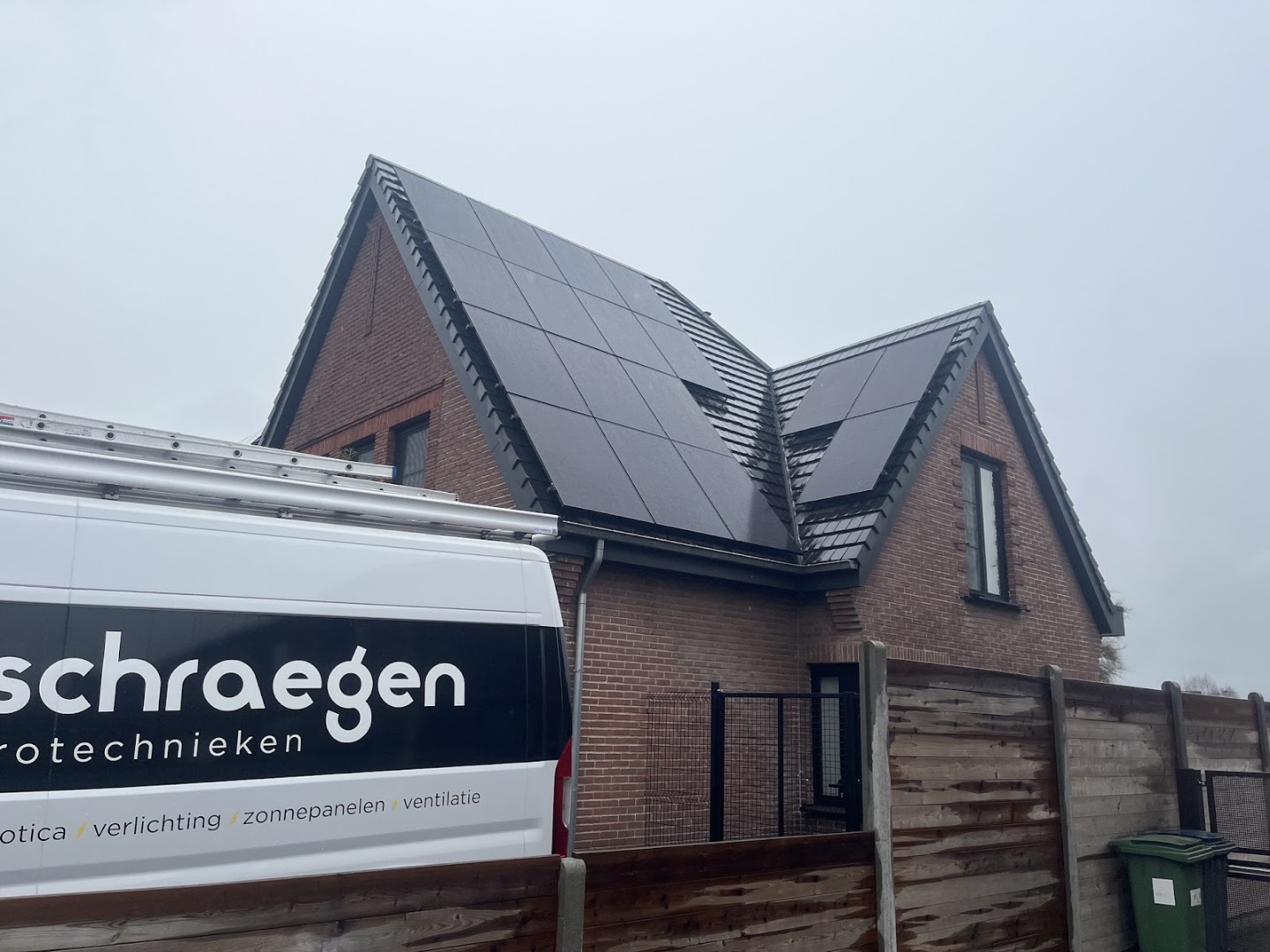 Foto van Verschraegen Elektrotechnieken in Lochristi, Elektricien (foto 2)