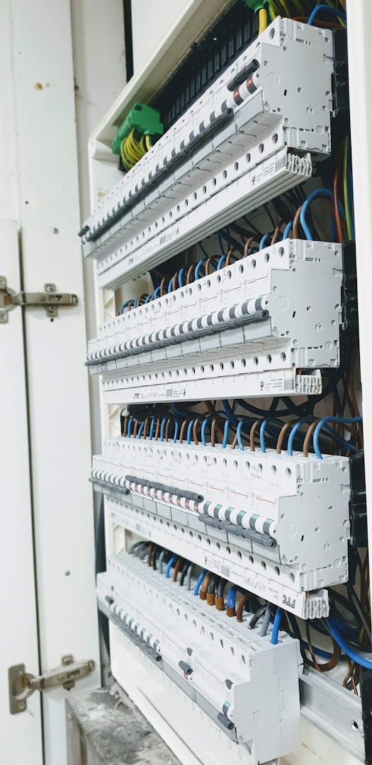 Foto van Dion Electro in Evergem, Elektriciteitsbedrijf (foto 1)