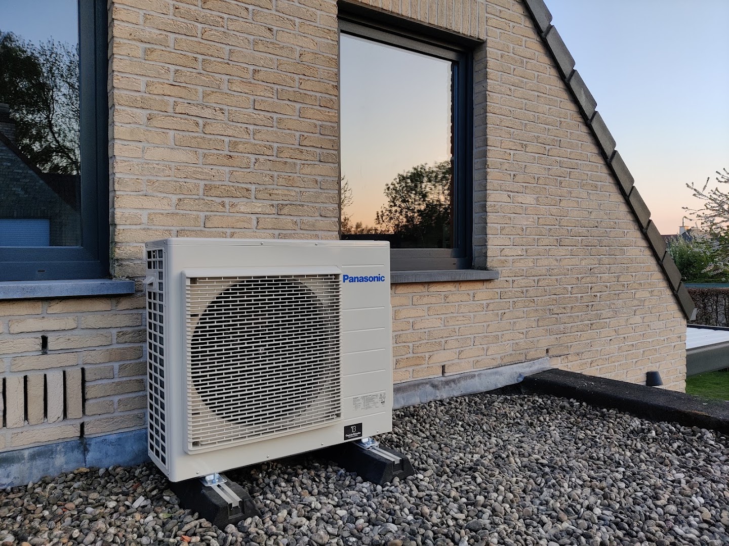 Foto van Broucke Technics in Gent, Elektrotechnisch installatiebedrijf (foto 1)