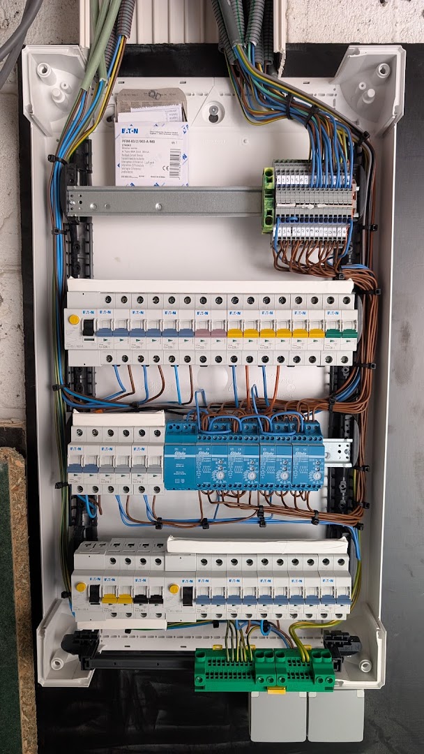 Foto van MDJ Elentriek in Pelt, Elektricien (foto 2)