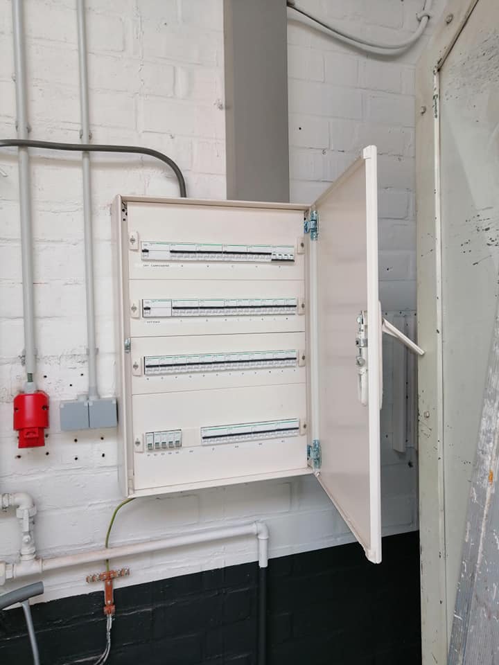 Foto van DHE electrics in Keerbergen, Elektricien (foto 1)