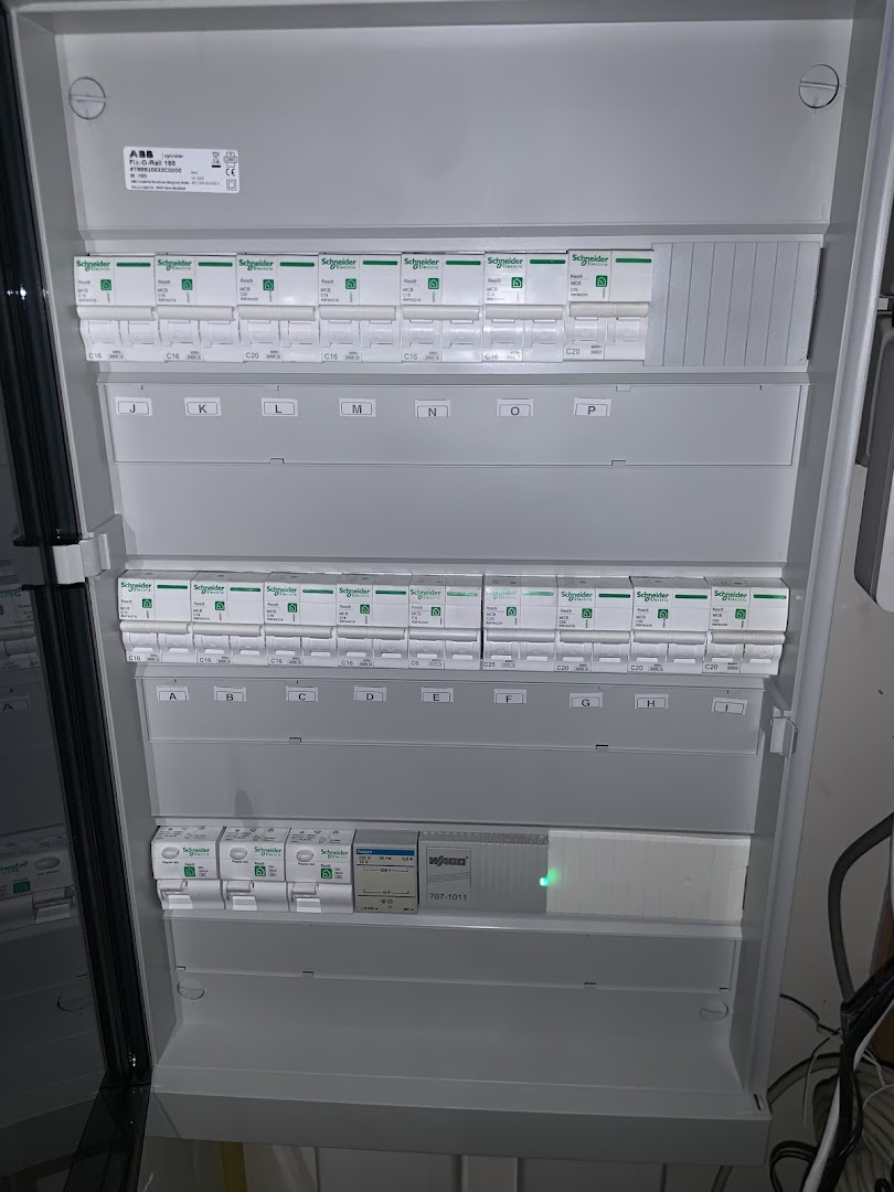 Foto van VAJ TECHNICS in Zele, Elektricien