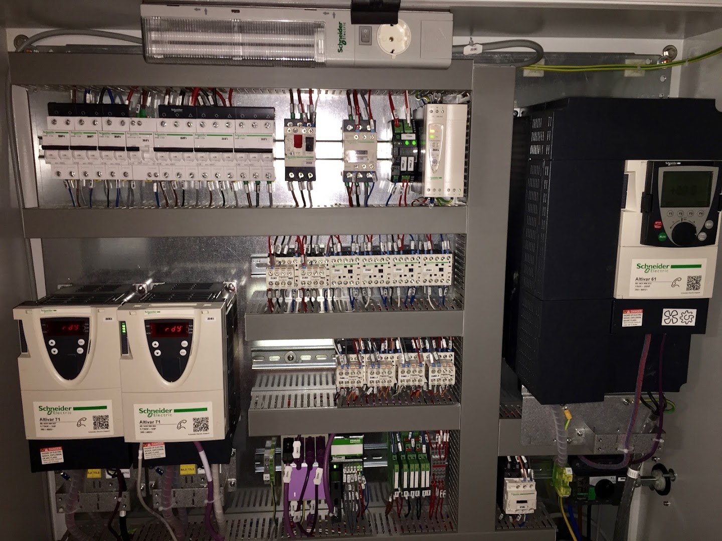 Foto van Elektrotechniek Verno BV in Temse, Elektriciteitsbedrijf (foto 1)