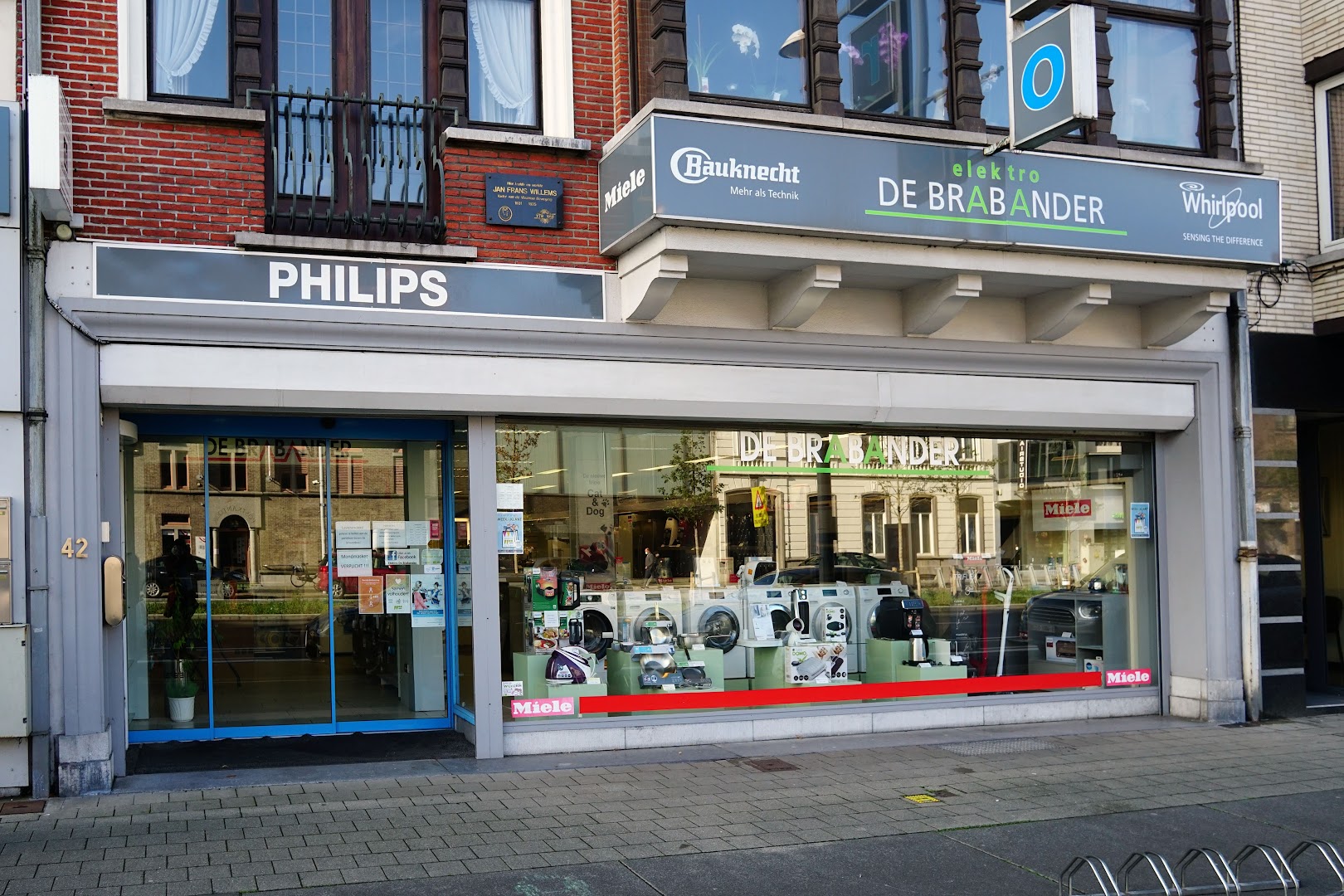 Foto van Elektro De Brabander in Eeklo, Elektronicawinkel