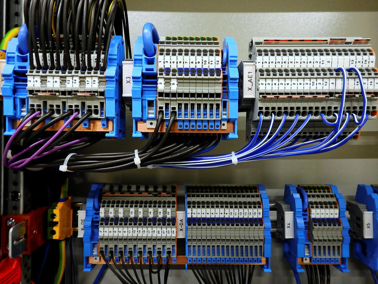 Foto van Elektricien Eeklo, Janssens Elektriciteitswerken Eeklo 24/7 in Eeklo, Elektricien (foto 3)