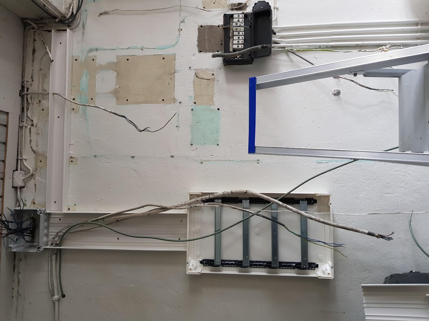 Foto van Elektro Valepyn in Deinze, Elektricien (foto 3)