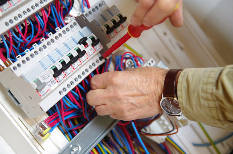 Foto van Elektricien Limburg in Houthalen-Oost, Elektricien