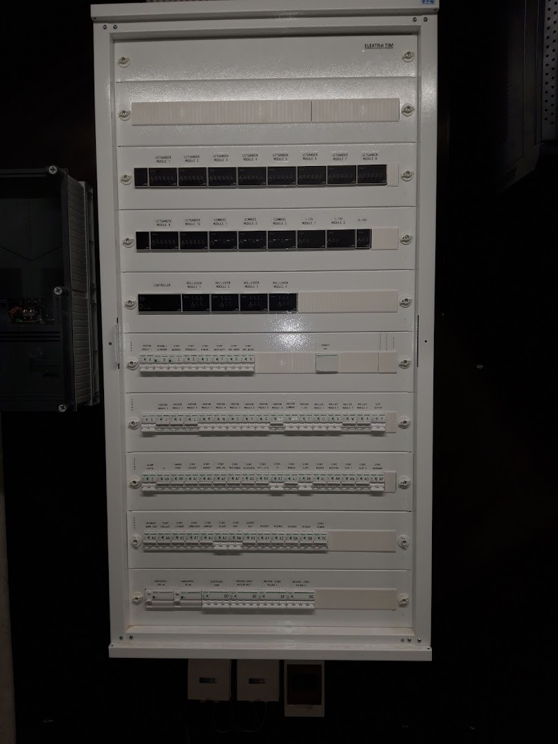 Foto van elektrotim in Maaseik, Elektricien (foto 1)