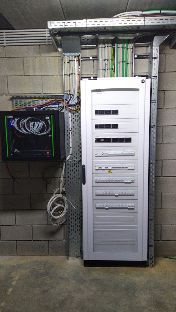 Foto van U-EW bvba. in Dilsen-Stokkem, Elektricien (foto 3)