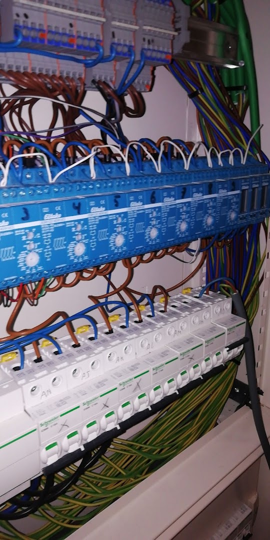 Foto van Electro Weyen Wim - Weytechnix in Lommel, Elektricien (foto 1)