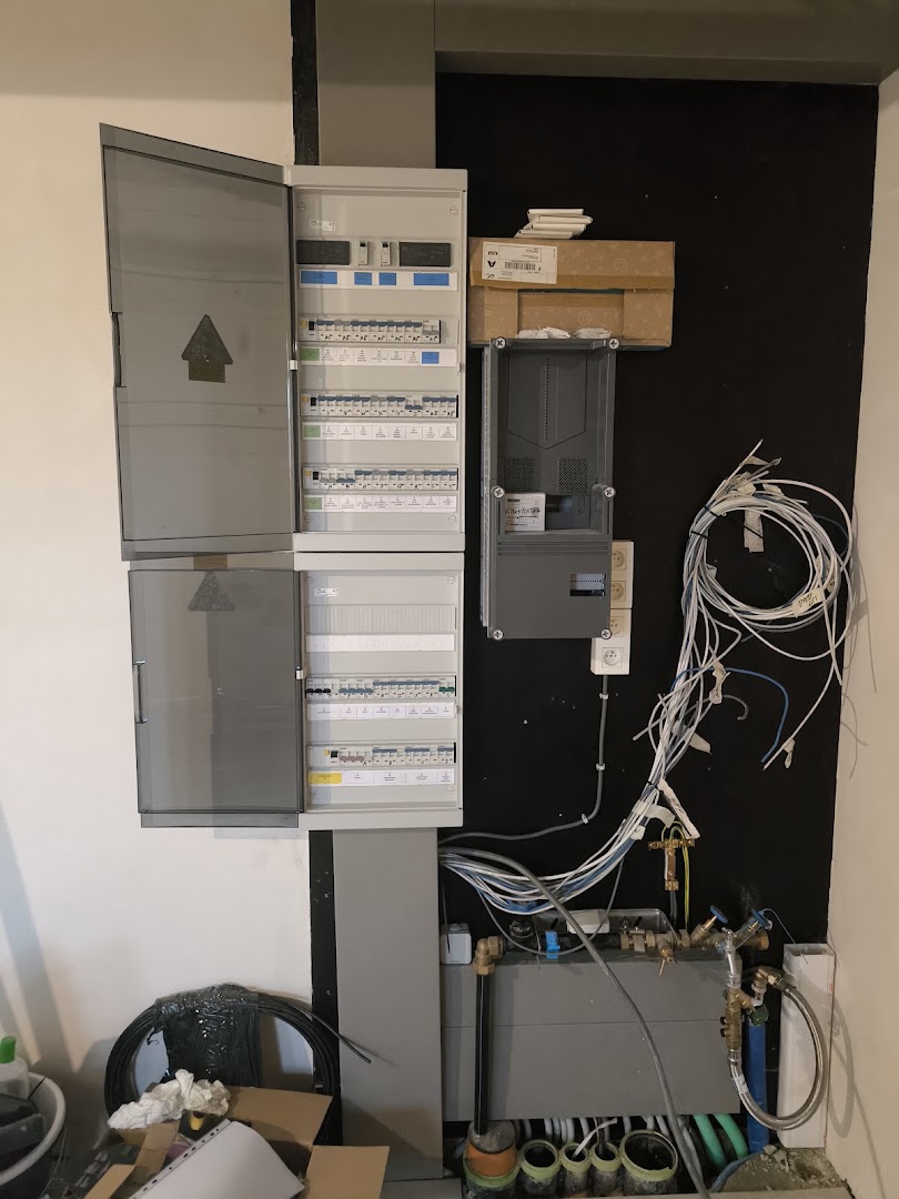 Foto van SB Elektrics in Tongeren-Borgloon, Elektricien (foto 1)