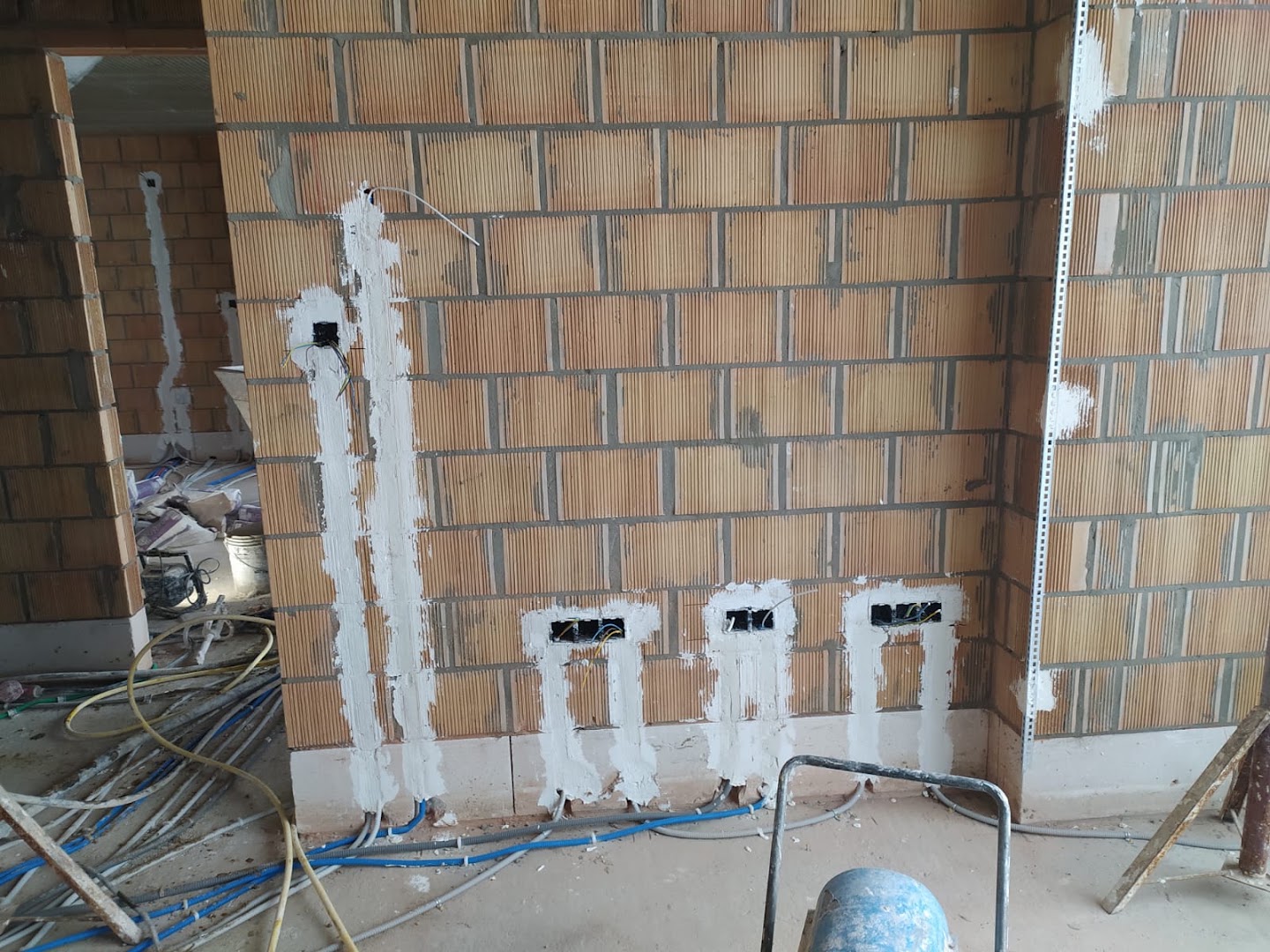 Foto van SB Elektrics in Tongeren-Borgloon, Elektricien (foto 2)
