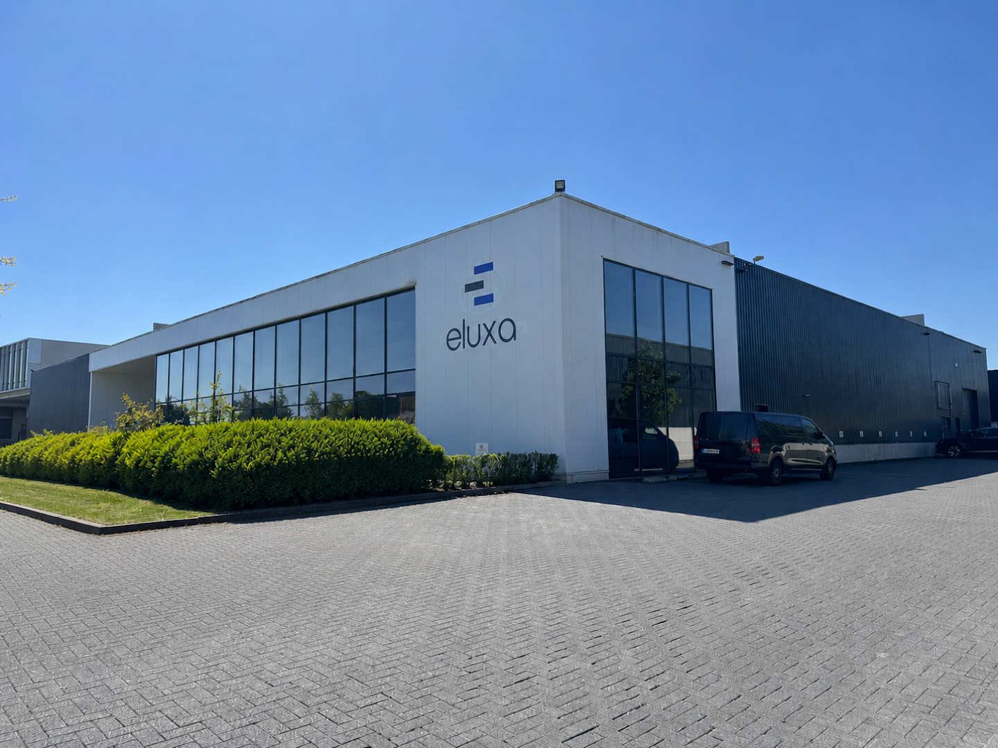 Foto van Eluxa bv in Kontich, Elektrotechnisch installatiebedrijf (foto 1)