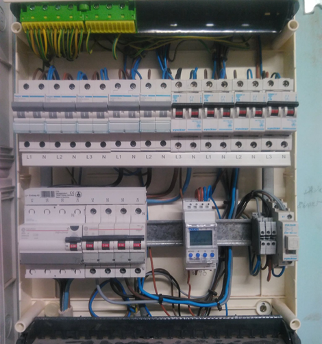 Foto van Van Den Akker Nathan in Mechelen, Elektricien (foto 3)