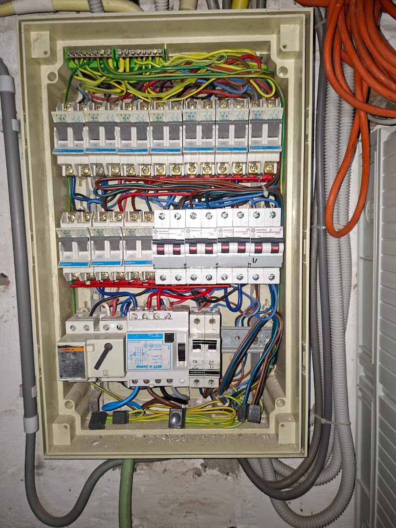 Foto van Eleko Technics in Antwerpen, Elektricien (foto 1)