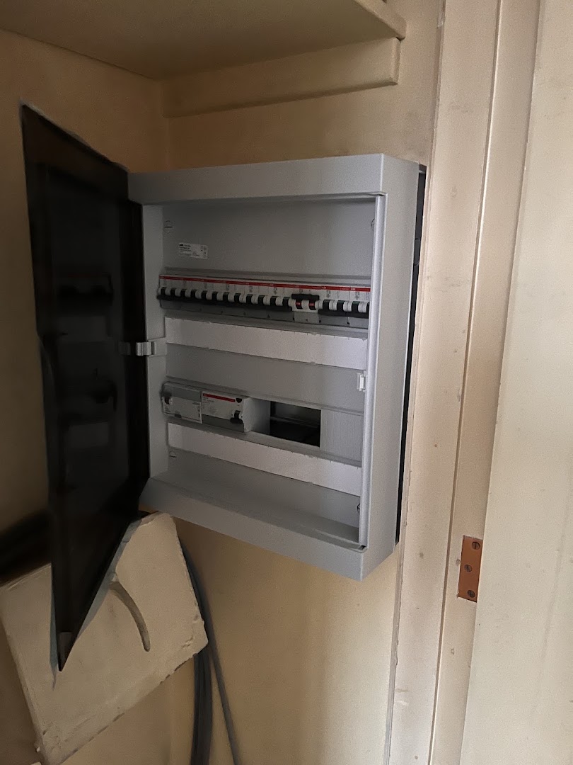 Foto van Renovibe AG in Antwerpen, Elektricien (foto 3)